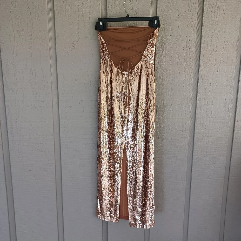 Alice And Olivia Fifi Sequin Strapless Maxi Dress Size 2 Lace Up Back Tan Bronze - Picture 5 of 15